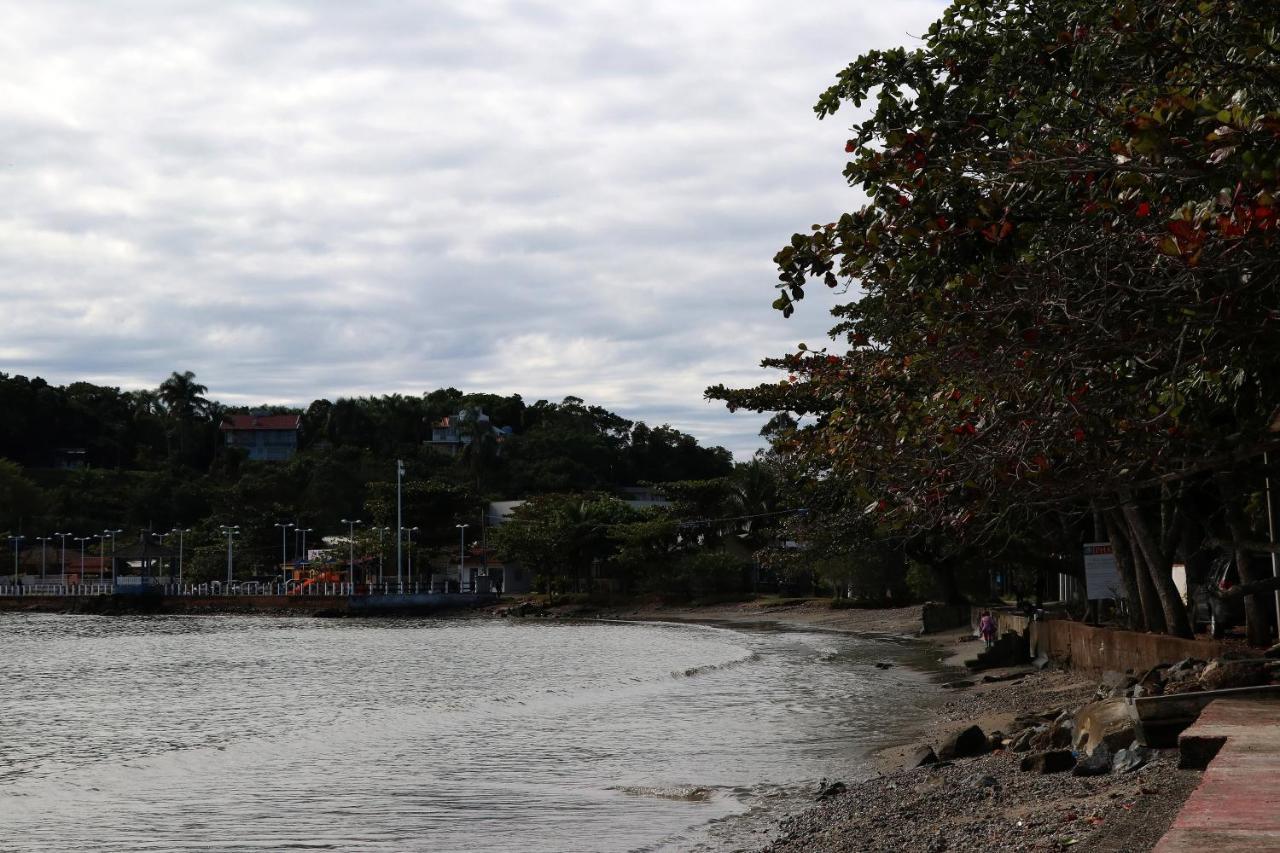 Curta Praia Do Quilombo - Lunata Penha  Dış mekan fotoğraf