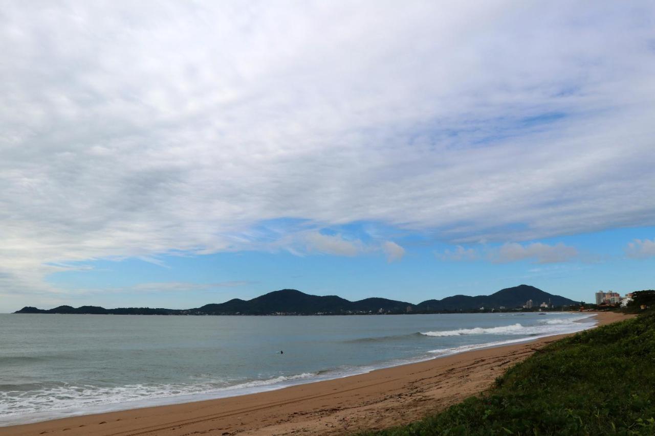 Curta Praia Do Quilombo - Lunata Penha  Dış mekan fotoğraf